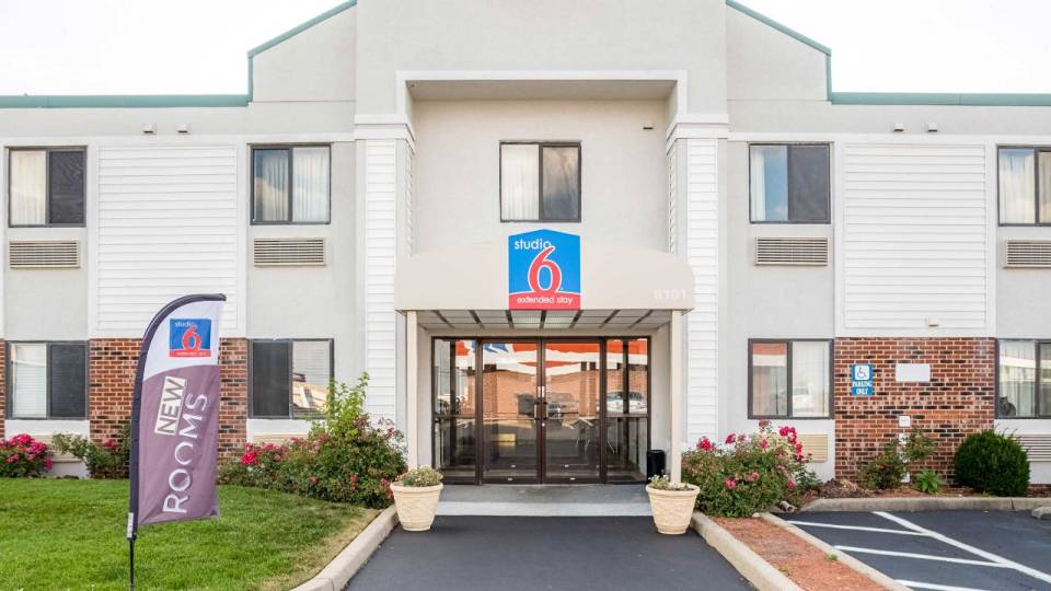 Motel 6 | Book Now and Save on Your Next Stay